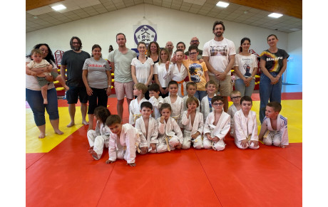 🥋 Après-midi judo parents-enfants au dojo : un moment inoubliable !