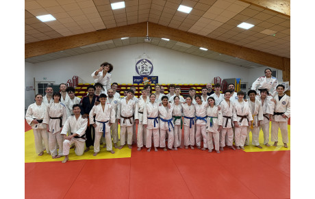 Entraînement commun au dojo d’Ennery : le plaisir de « jouer au judo »
